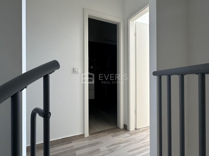 Kastav, dvoetažni stan 108 m2