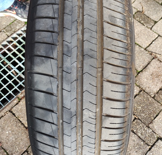 Gume Maxis Mecotra 205/60/16, novo!