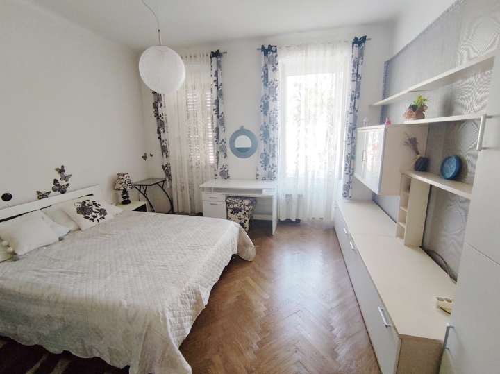 Centar, 33 m2, 1S KL, 400€