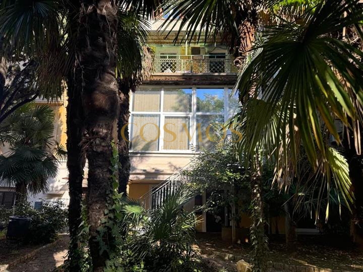 Rijeka, Centar, stan od 85 m2
