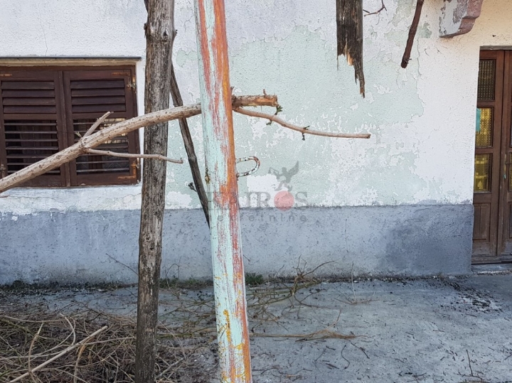 Lisac, samostojeća, kuća, 70.000€