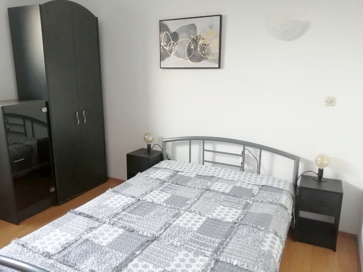 Belveder, 2S kl., 50m2, 600€