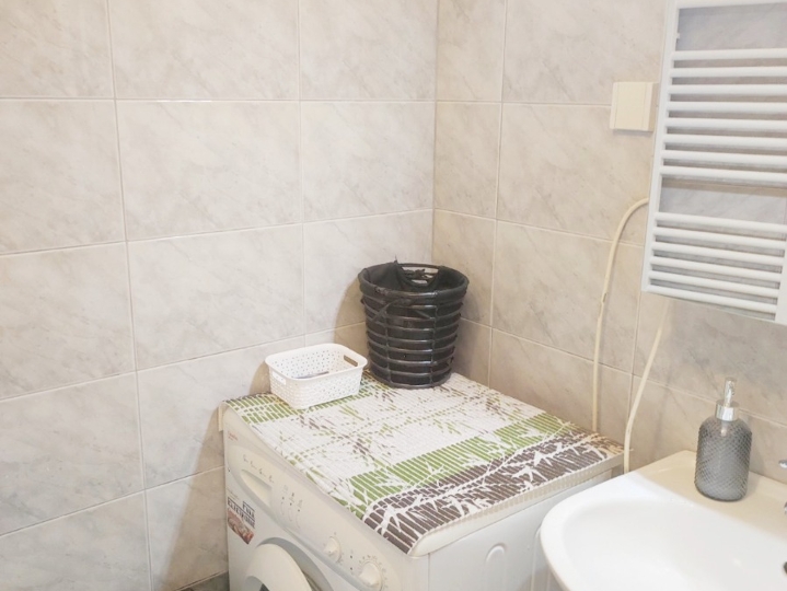 Belveder, 2S kl., 50m2, 600€