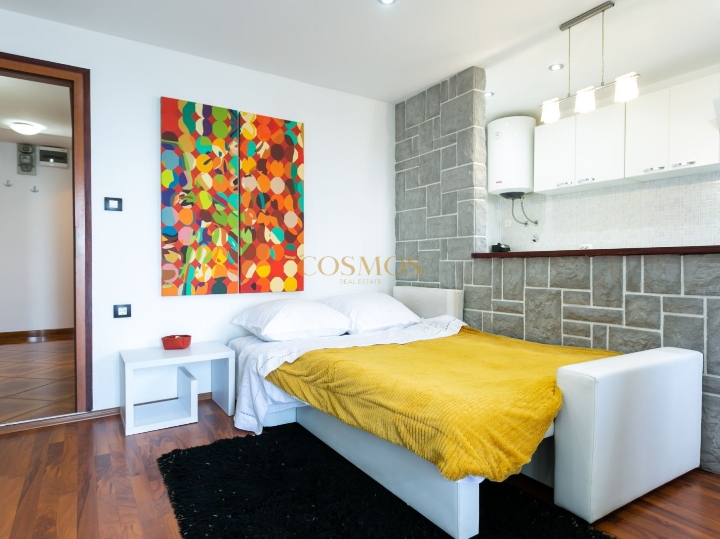 Pećine, prvi red do mora