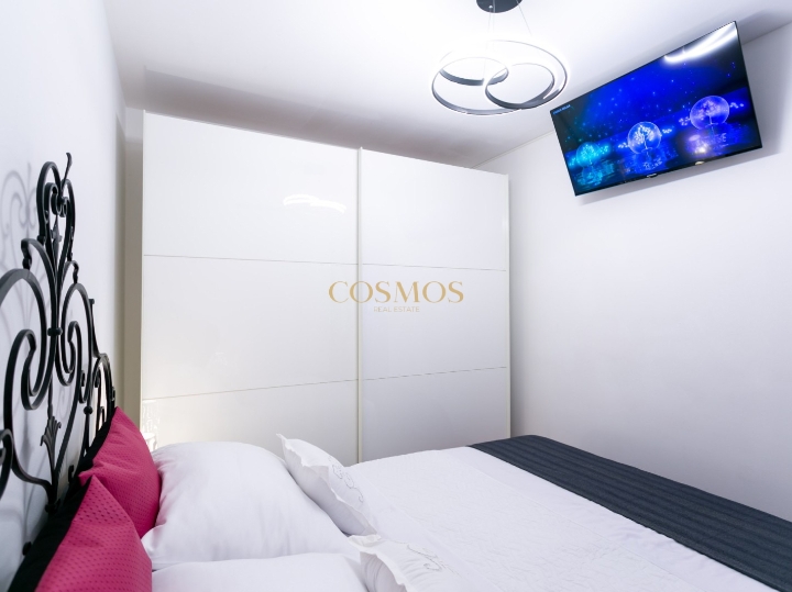 Pećine, prvi red do mora