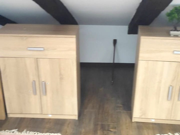 Centar, za 10-12 radnika, 200 €+rež.