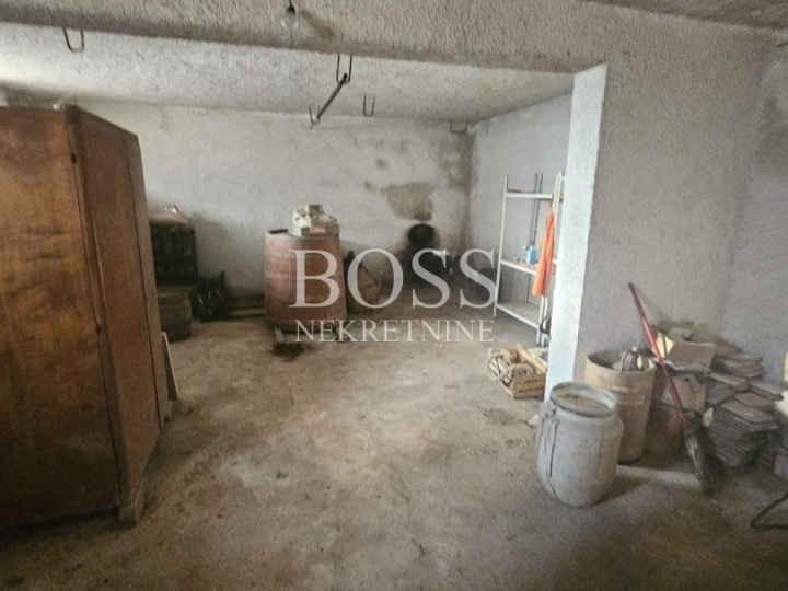 Kukuljanovo, stambeno-poslovni objekt 360m2, prilika!