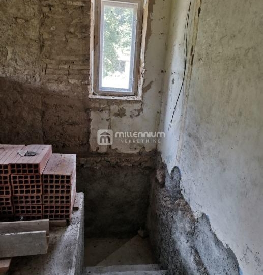 G. kotar, Lič, 110 m2, samostojeća kuća