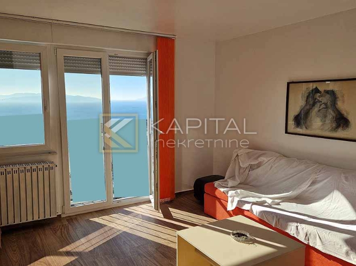 Srdoči, kompletno uređena garsonijera!