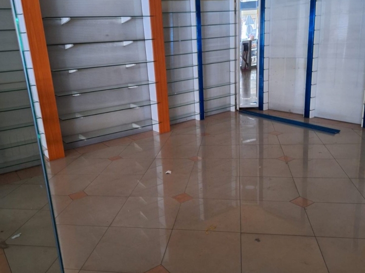 Zagreb-Siget, posl. prostor 308 m2