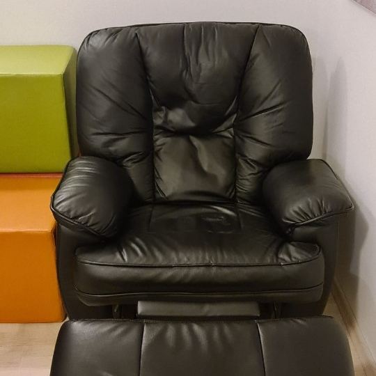 Kožne fotelje / relax hitno