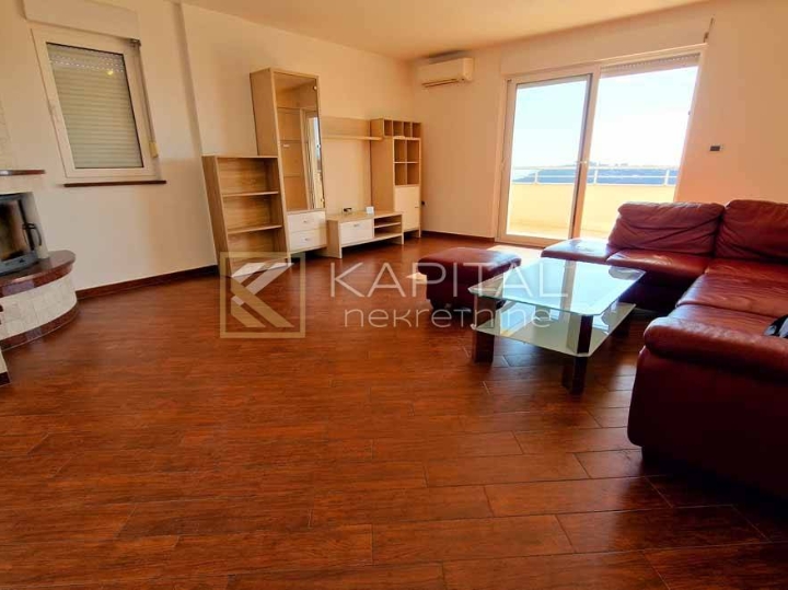 Marinići, dvoetažni stan od 170 m2