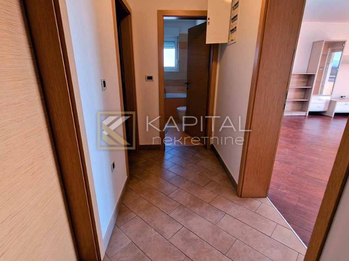 Marinići, dvoetažni stan od 170 m2