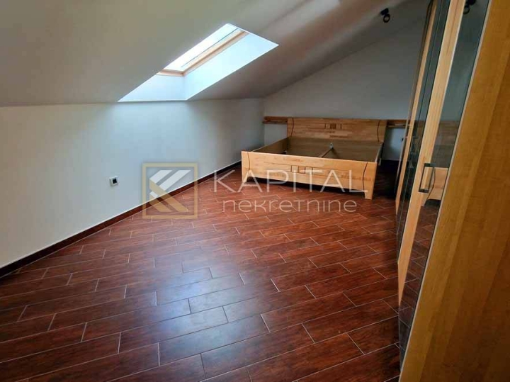 Marinići, dvoetažni stan od 170 m2