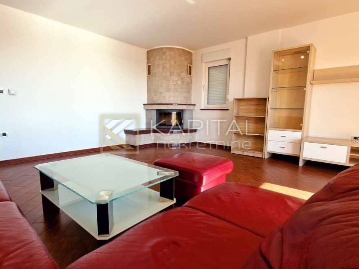 Marinići, dvoetažni stan od 170 m2