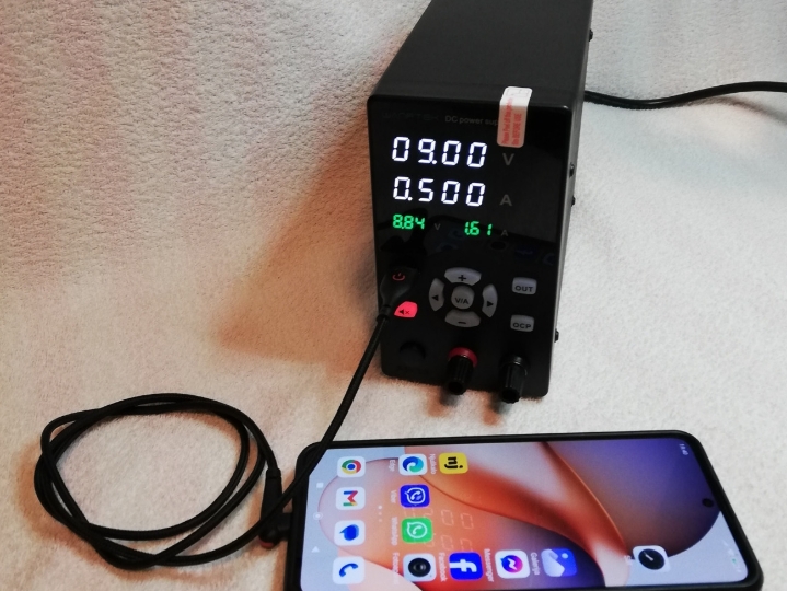 Ispravljač laboratorijski 30 V/10 A