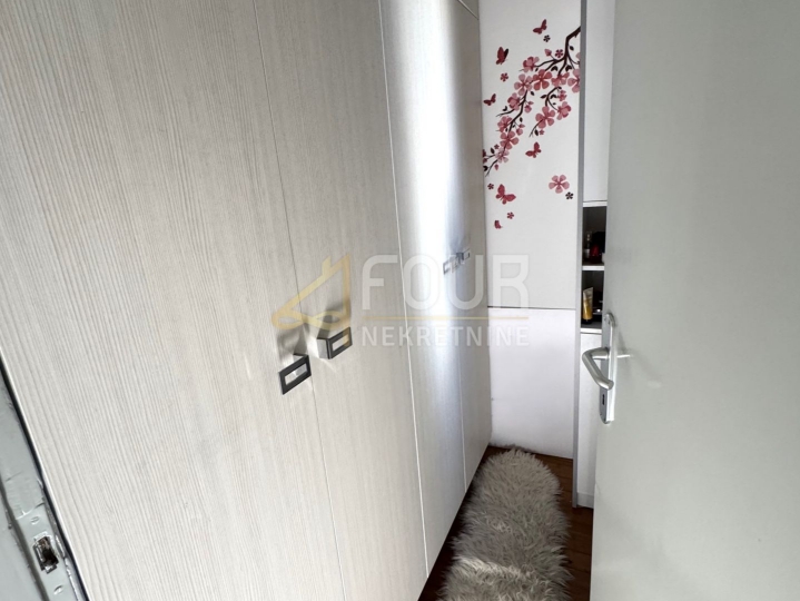 Matulji, adaptiran i namješten stan, 54 m2, 2S+DB