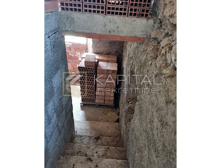 Fužine, Lič - interesantna kuća