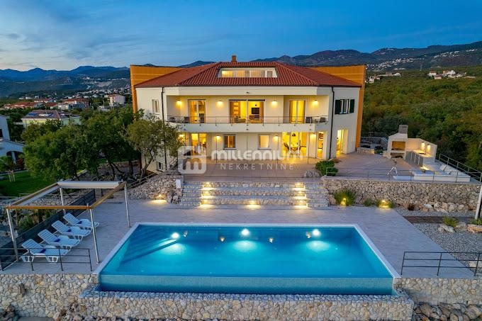Kraljevica, 453 m2, vila s bazenom, prvi red do mora