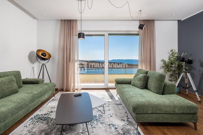 Kraljevica, 453 m2, vila s bazenom, prvi red do mora