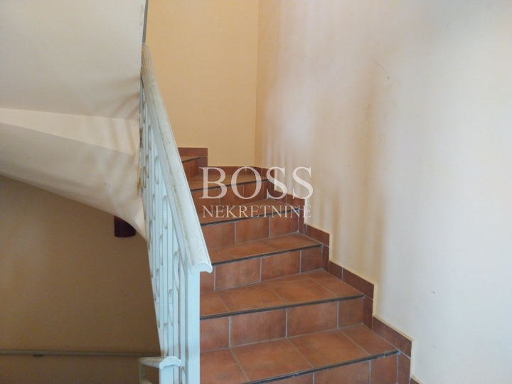 Kostrena, 4S+DB, 120m2, 350.000€