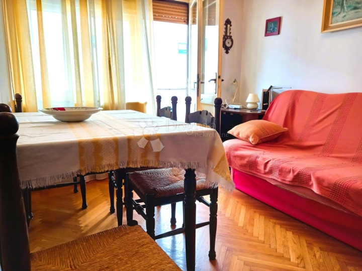 Rijeka, Pećine, stan i garaža