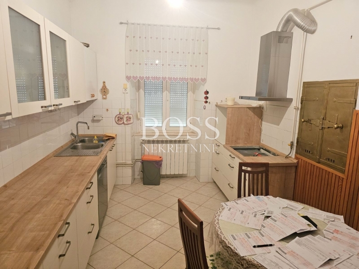 Centar, 3S+DB, 113m2, 270.000€