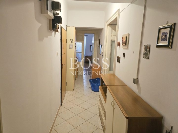 Centar, 3S+DB, 113m2, 270.000€