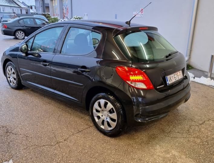 Peugeot 207