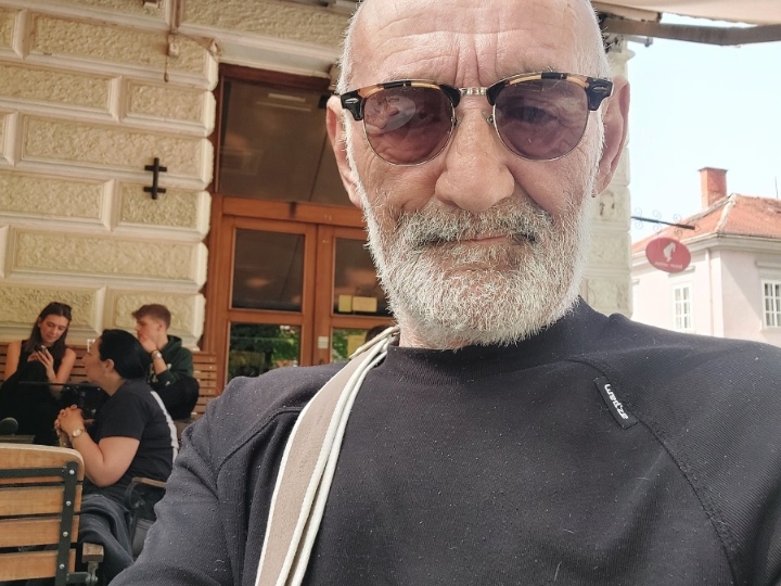 Ženu za privatno druženje