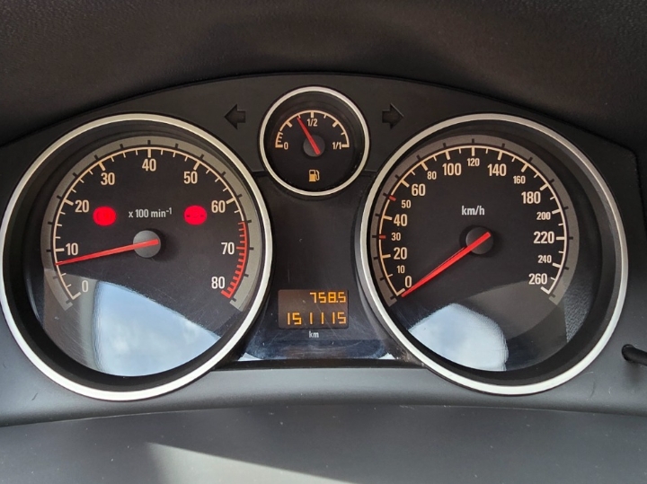 Opel Astra H 1.4 16 V