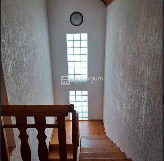 G. kotar, okolica Mrkoplja, 200m2, samostojeća kuća