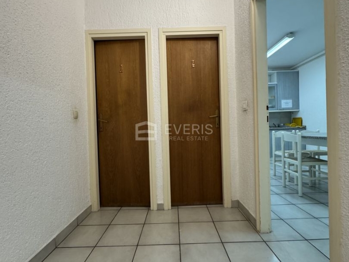 Kastav, Rubeši, poslovni prostor 120 m2, najam