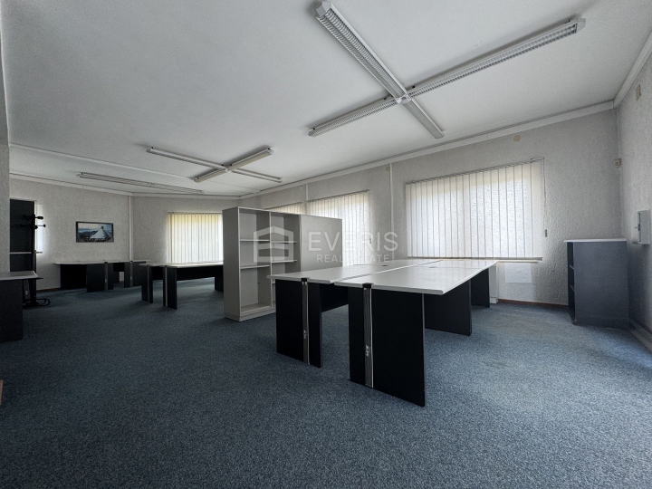 Kastav, Rubeši, poslovni prostor 120 m2, najam
