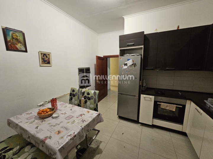 Rijeka, Centar, 109.70m2, 2S+DB s balkonom