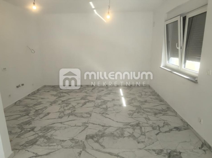 Jurdani, novogradnja, 65m2, 2S+DB s terasom
