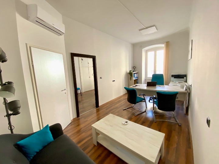 Rijeka Korzo - 40 m2 poslovni prostor