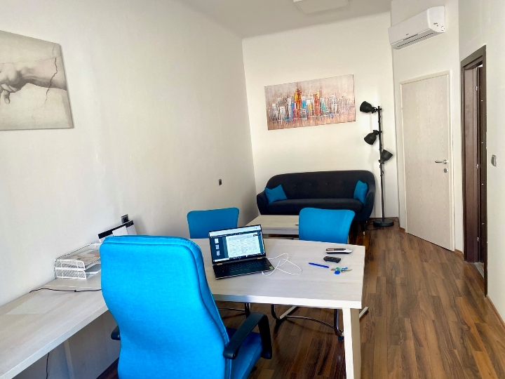 Rijeka Korzo - 40 m2 poslovni prostor