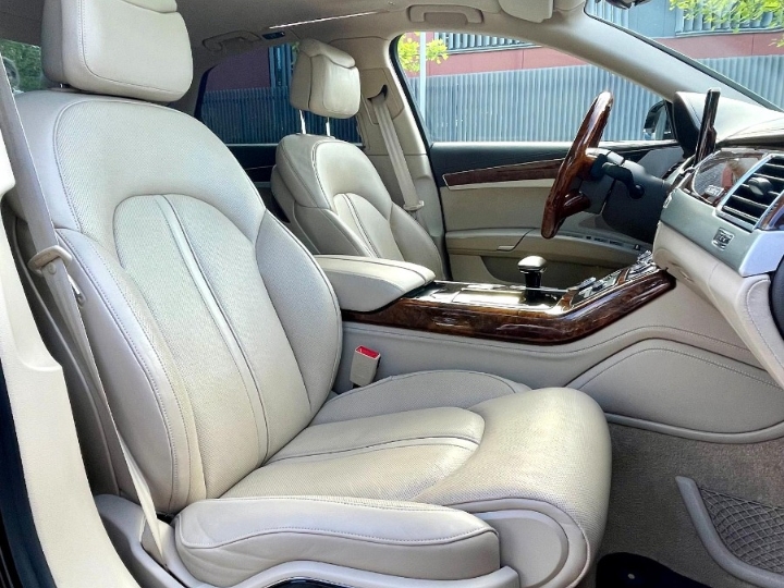 Audi A8 4.0 TFSI Quattro | 435 KS