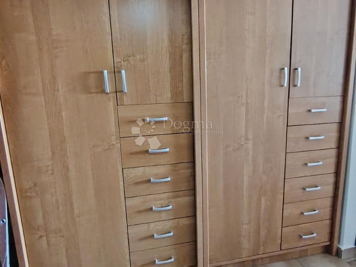 Predivan apartmančić 40m od mora