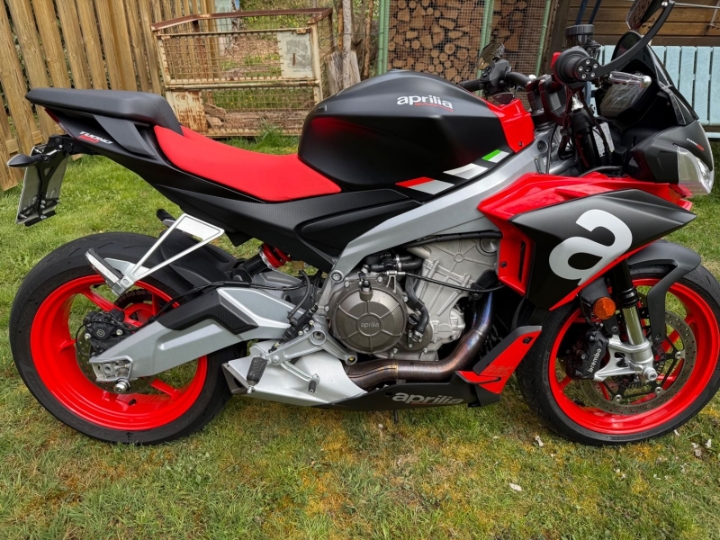 Aprilia Tuono 660