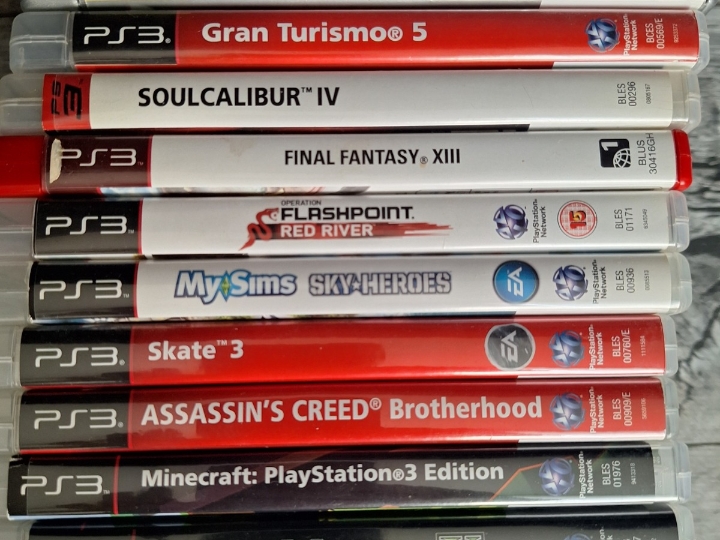 Play Station 3 + igrice/film