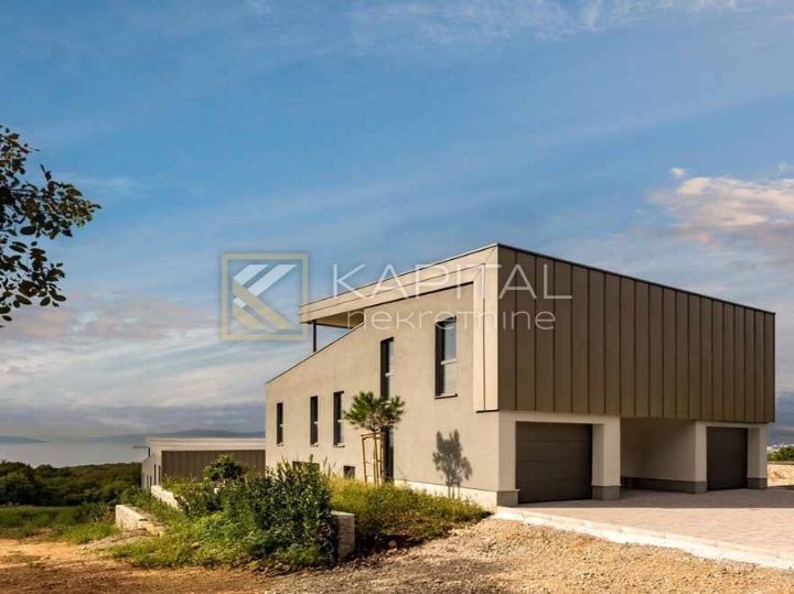 Kostrena, moderan stan u modernoj zgradi