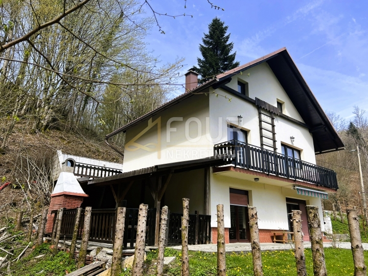 Gorski kotar, Brod na Kupi-okolica, samostojeća kuća