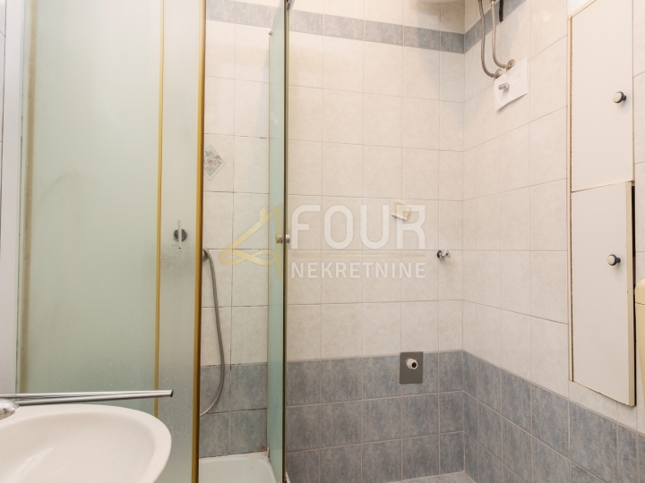 Rijeka, Centar, stan s balkonom na samom Korzu! Samo kod nas!