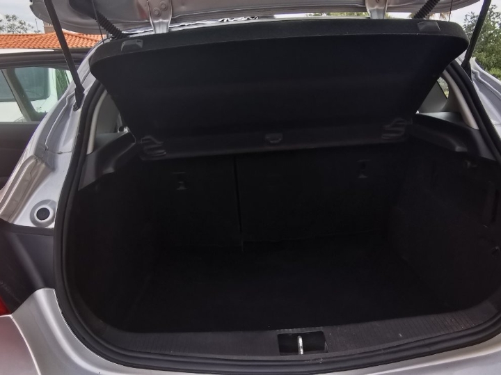Opel Astra J