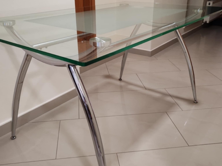 Stol, stakleni dim. 150x90 cm