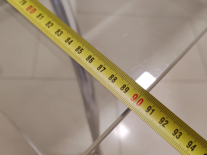 Stol, stakleni dim. 150x90 cm