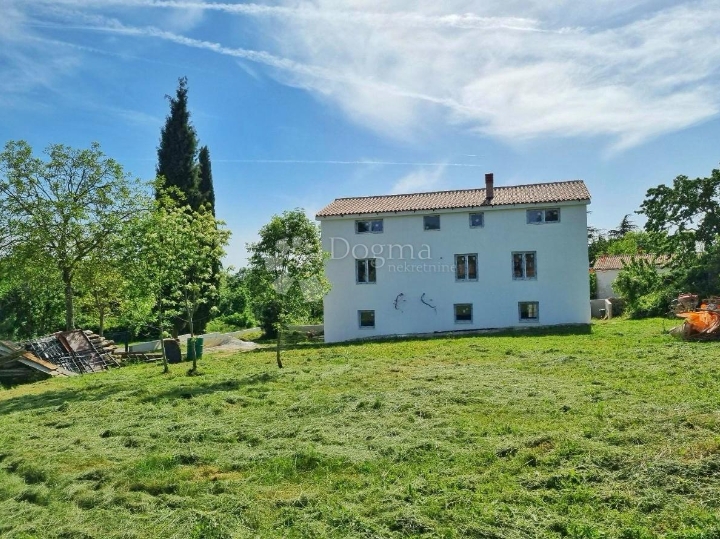 Odlična kuća u rohbau fazi - samo u ponudi Dogme