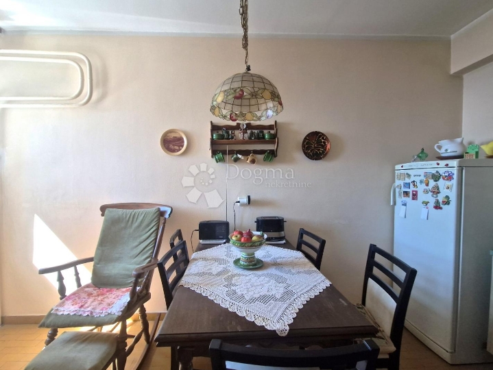 Stan s odličnim rasporedom i panoramskim pogledom